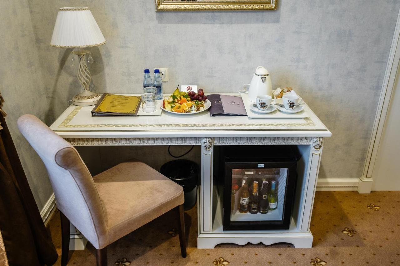 Imperial Palace Hotel Минск Стая снимка