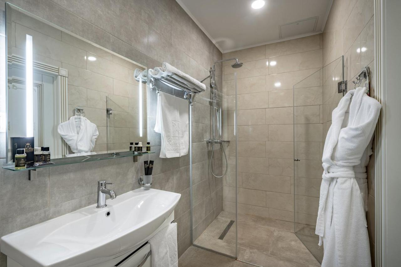 Imperial Palace Hotel Минск Екстериор снимка