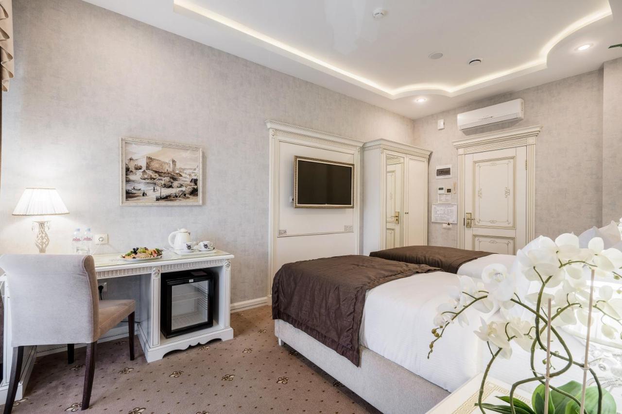 Imperial Palace Hotel Минск Екстериор снимка