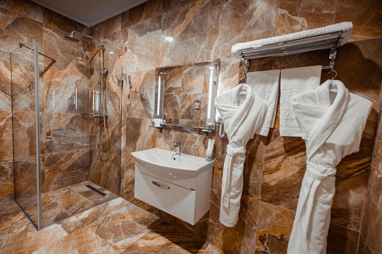 Imperial Palace Hotel Минск Екстериор снимка