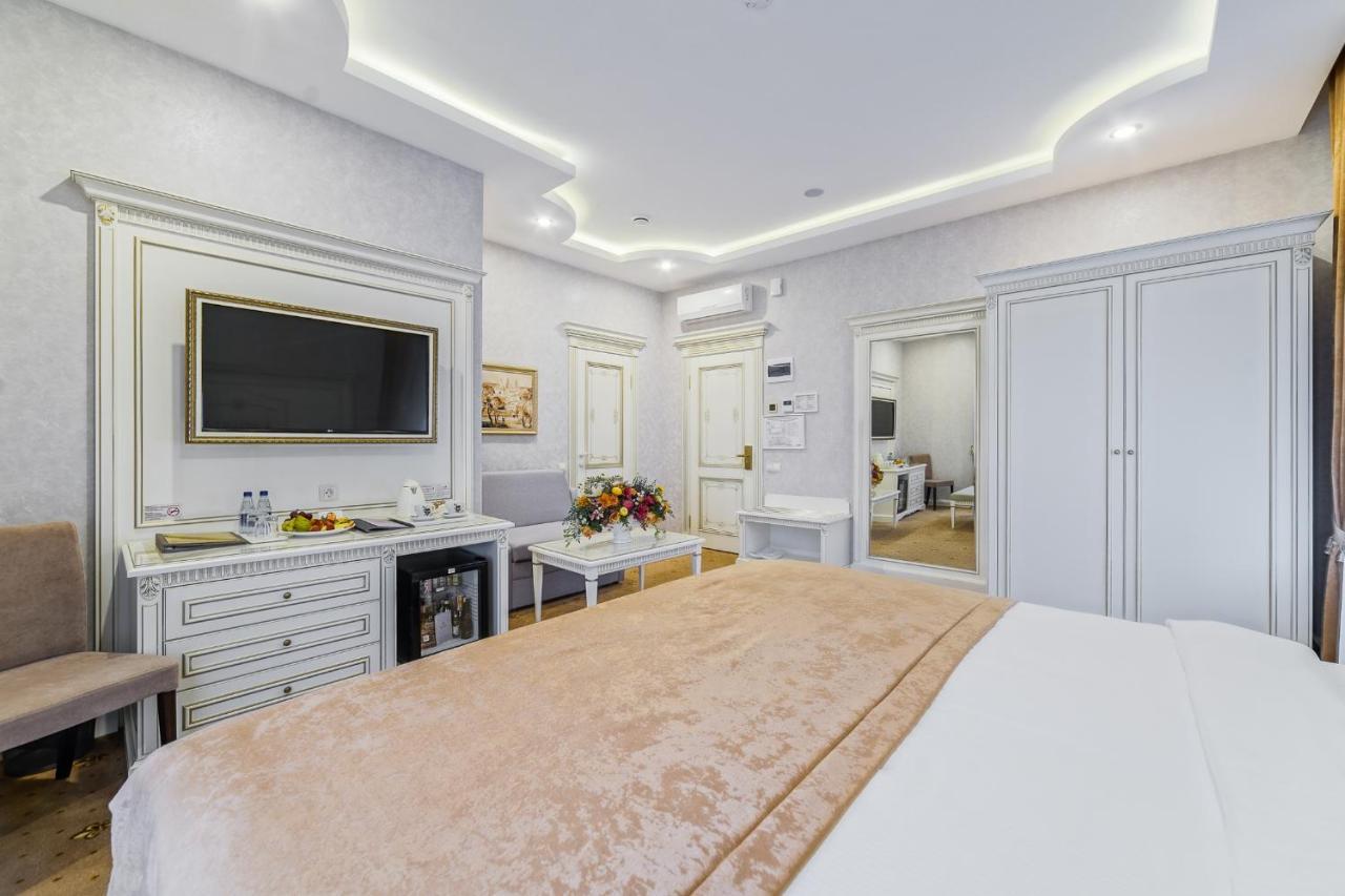 Imperial Palace Hotel Минск Екстериор снимка
